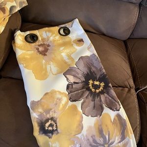 Blackout curtains 4 panels 84 inches long